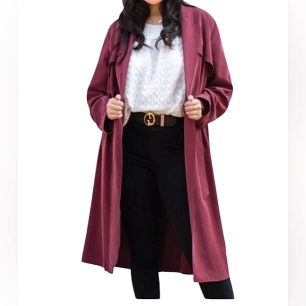 KESTAN Hawthorne Burgundy Trench coat. Size medium NWT